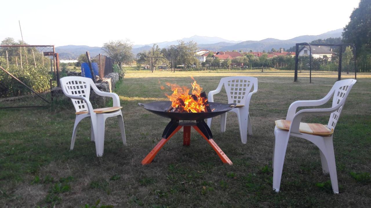 Apartma Sterle Stari Trg pri Lozu Kültér fotó